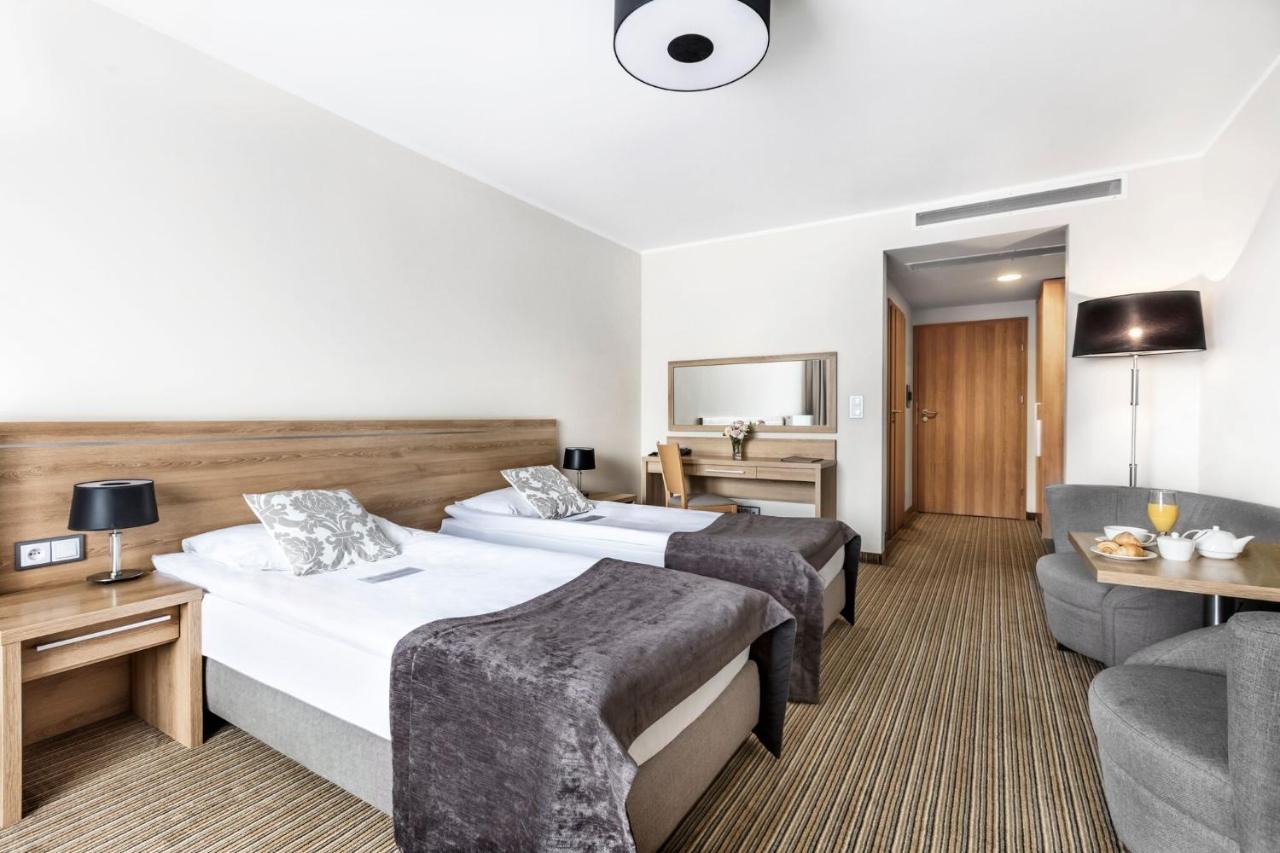 Mercure Wiazowna Brant Ngoại thất bức ảnh